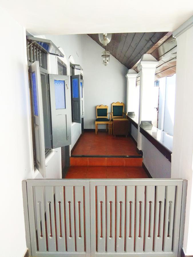 Hotel Maple Regency Kochi Dış mekan fotoğraf