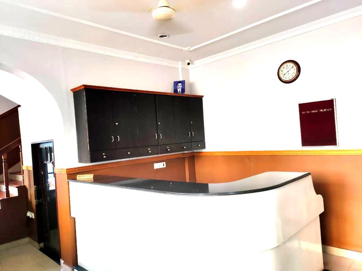 Hotel Maple Regency Kochi Dış mekan fotoğraf